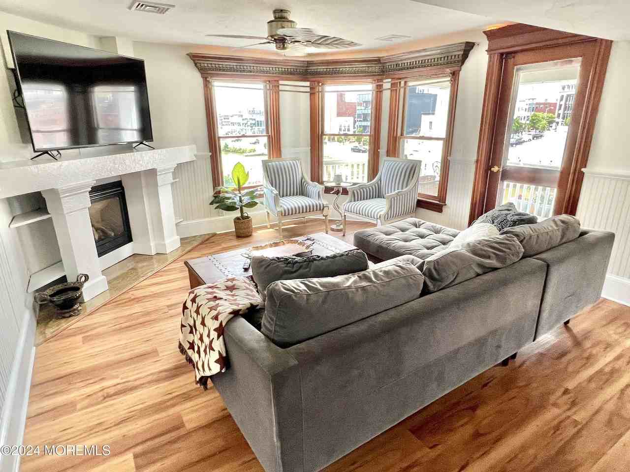 100 Lake Ave - Photo 6 of 32