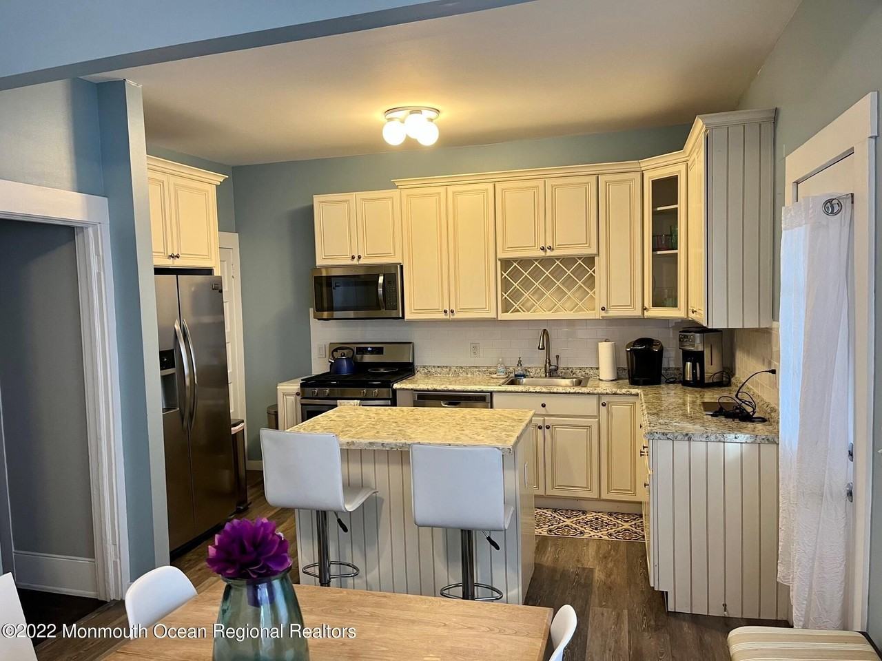216 Main St #216 - Photo 4 of 20