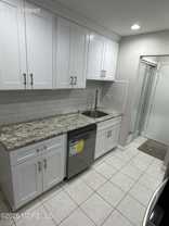 35 Amberly Dr #J - Photo 1 of 1