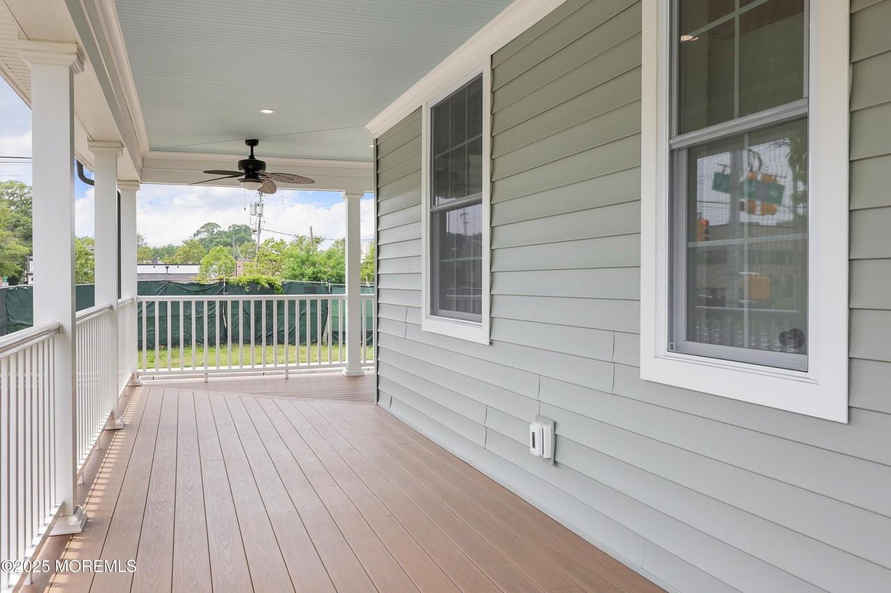 42 Harding Rd - Photo 5 of 24