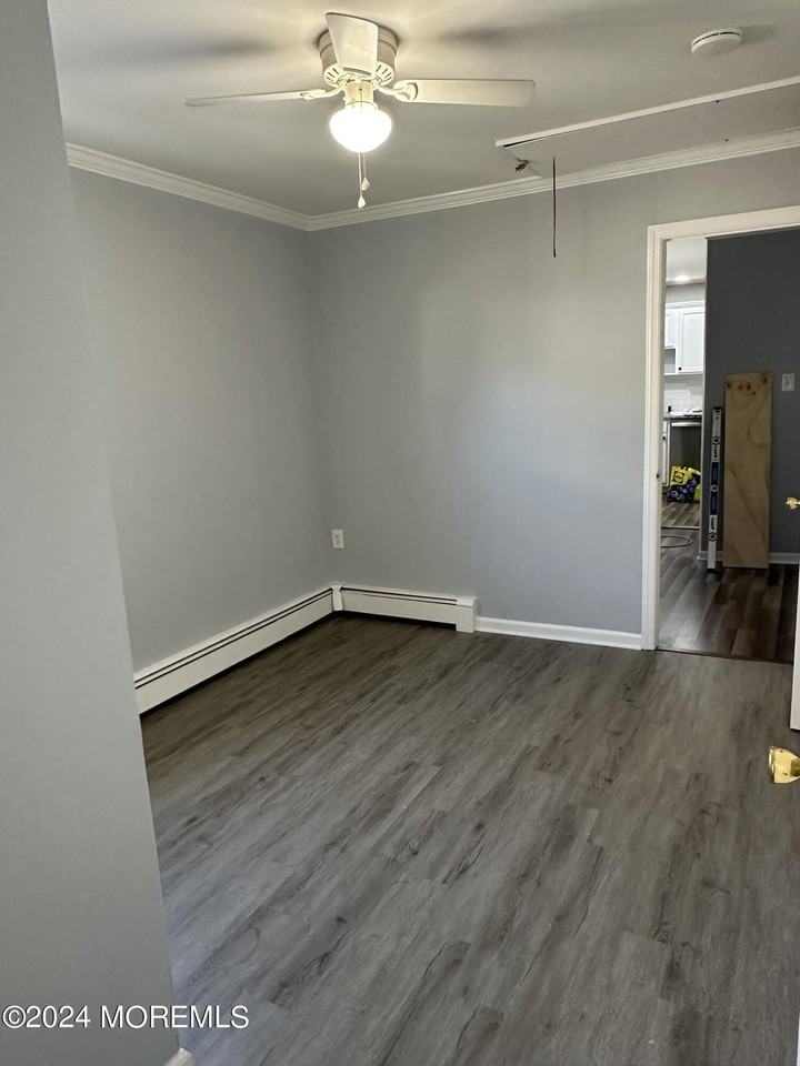 186 Ocean Ave #B - Photo 5 of 10