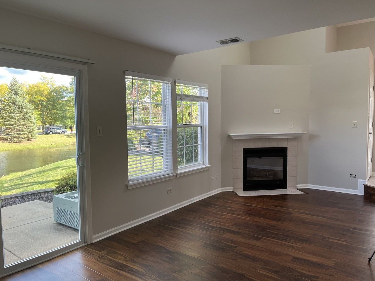 656 Beaver Ct - Photo 2 of 21