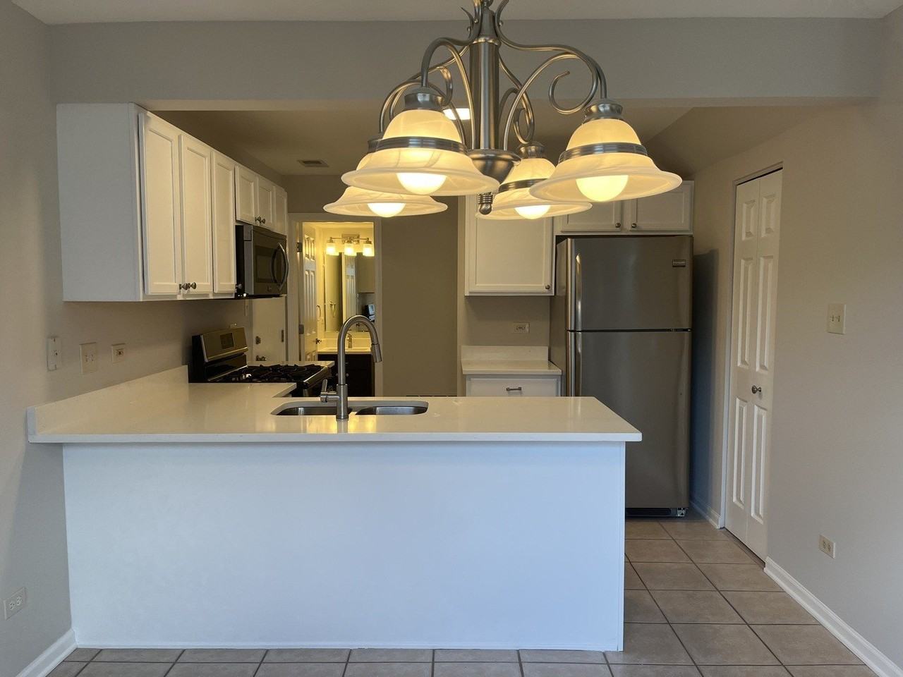 656 Beaver Ct - Photo 5 of 21