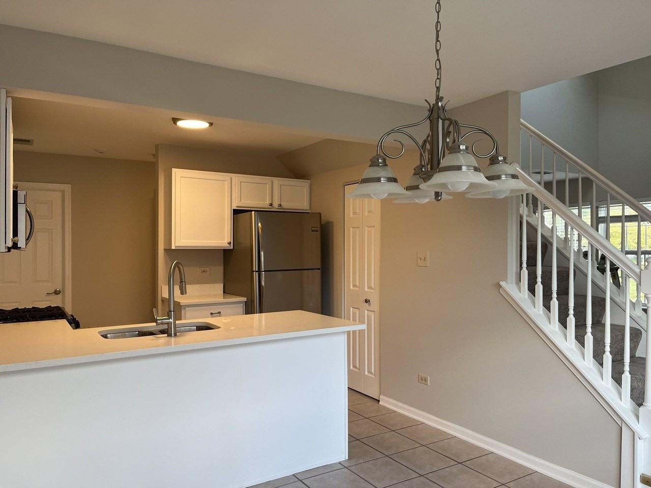656 Beaver Ct - Photo 7 of 21