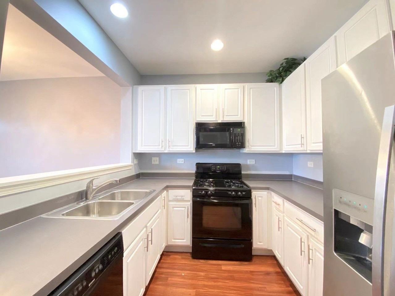 2279 Barrington Dr E #2279 - Photo 6 of 19