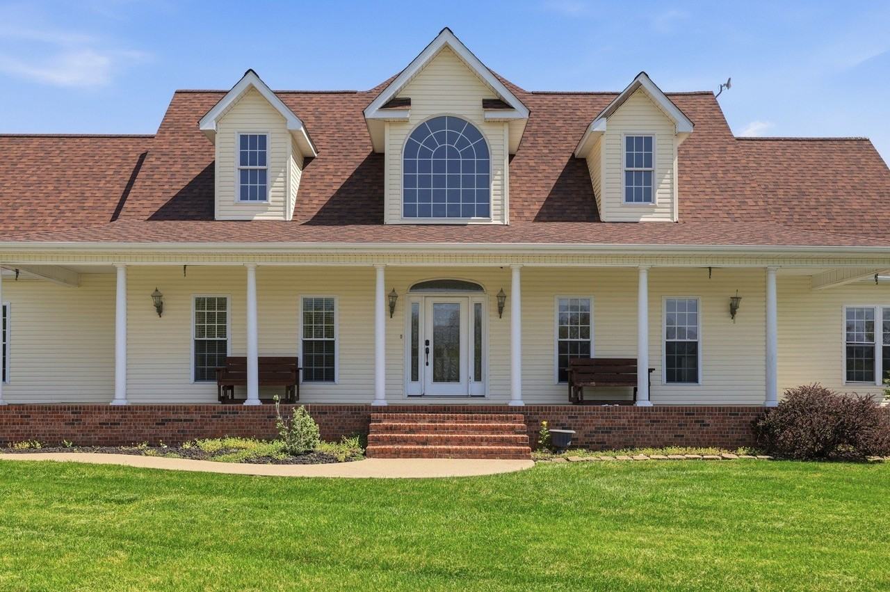 10170 Stilleys Mill Rd - Photo 2 of 50