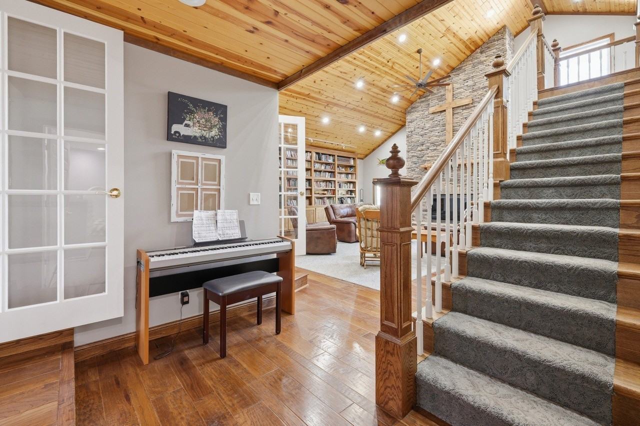 10170 Stilleys Mill Rd - Photo 6 of 50