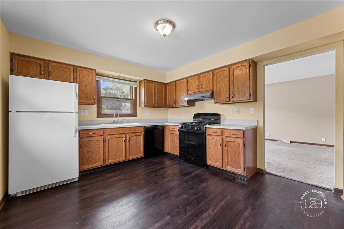 1201 Johnston Dr - Photo 7 of 12