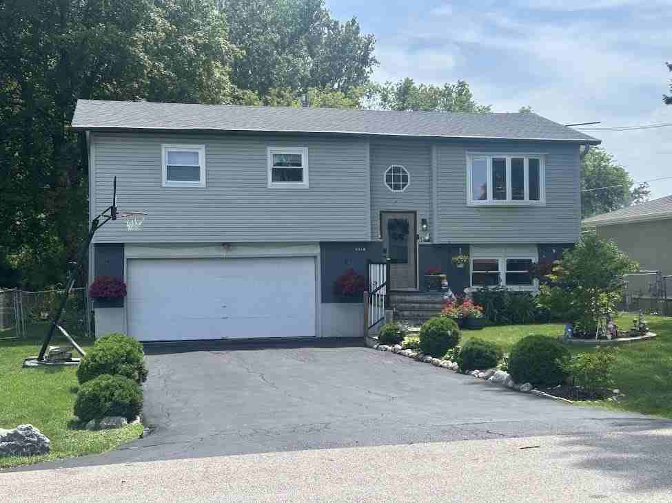 4315 Prairie Ave - Photo 2 of 5