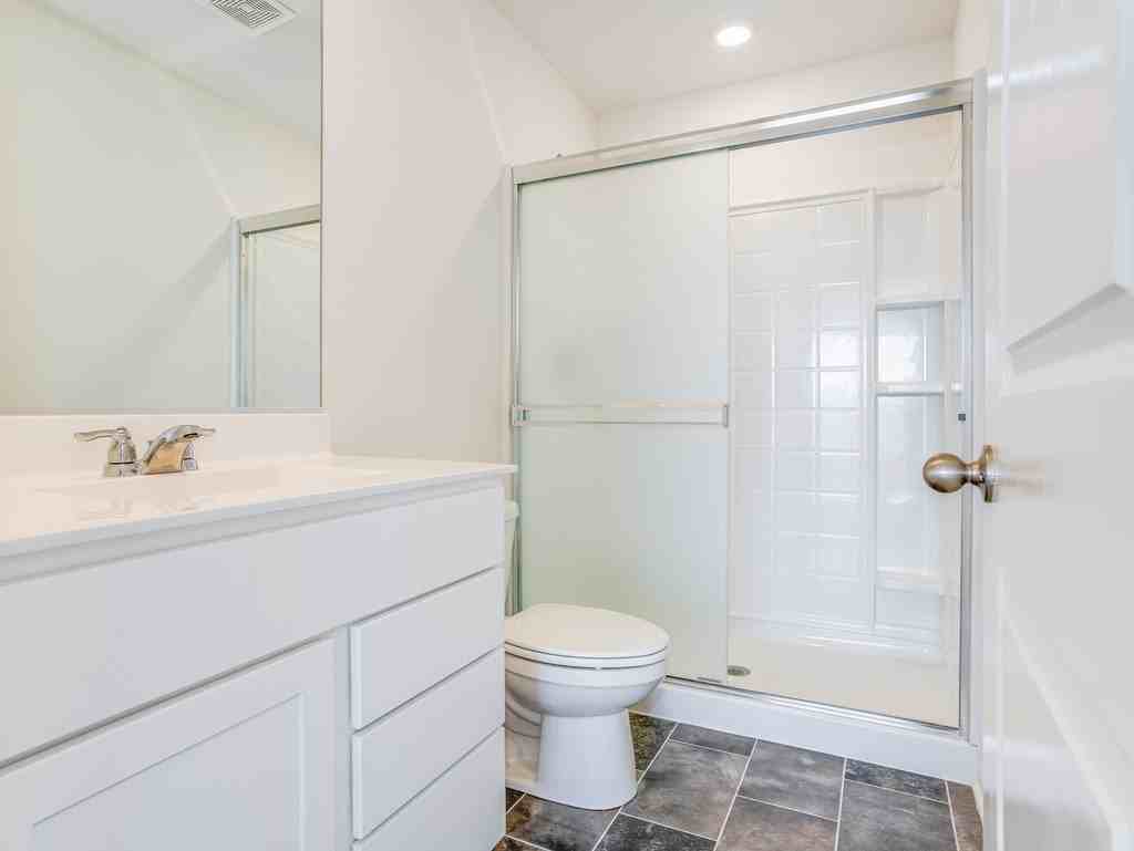 2131 Sassafras Way #D - Photo 6 of 14