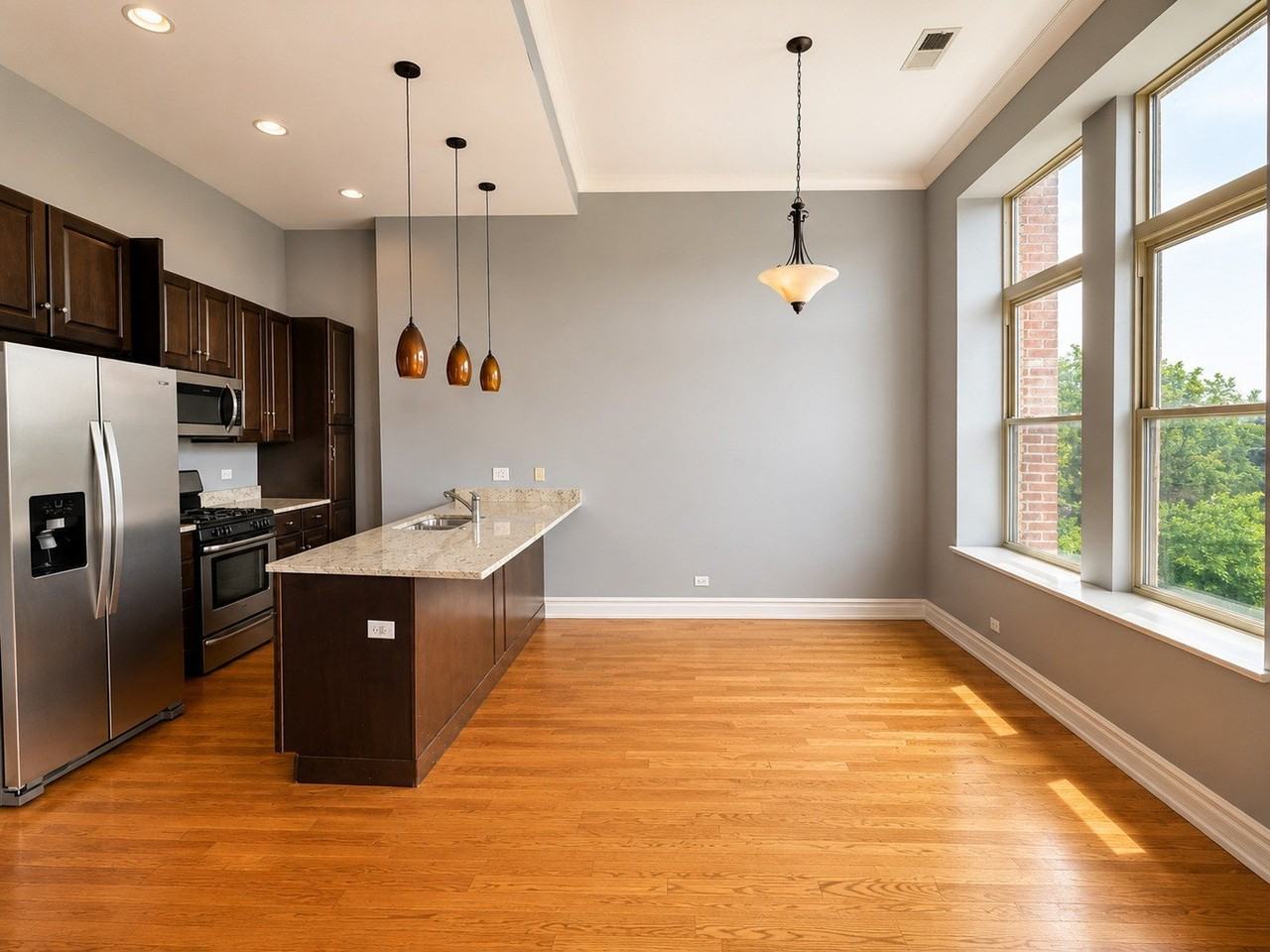 1470 W Carmen Ave #301 - Photo 7 of 21
