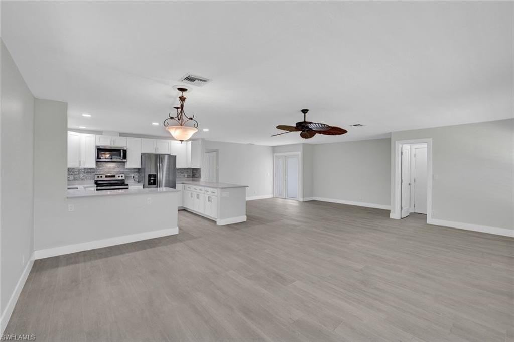 265 Georgetown Blvd #60 - Photo 5 of 17