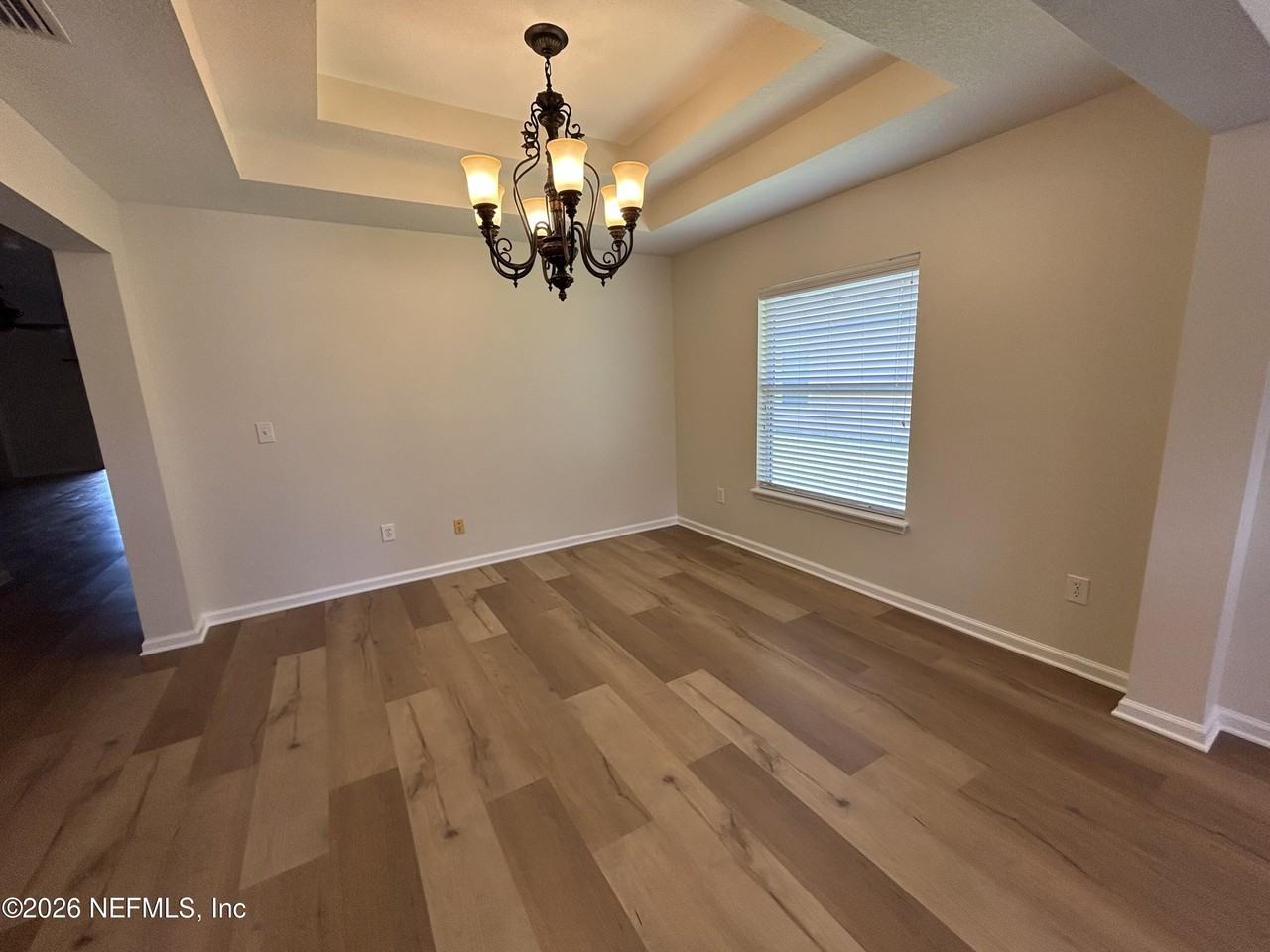 13916 Fish Eagle Dr E - Photo 7 of 33