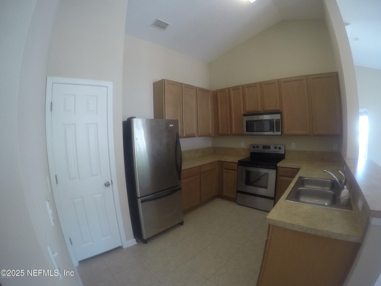 2200 Marsh Hawk Ln #412 - Photo 3 of 15