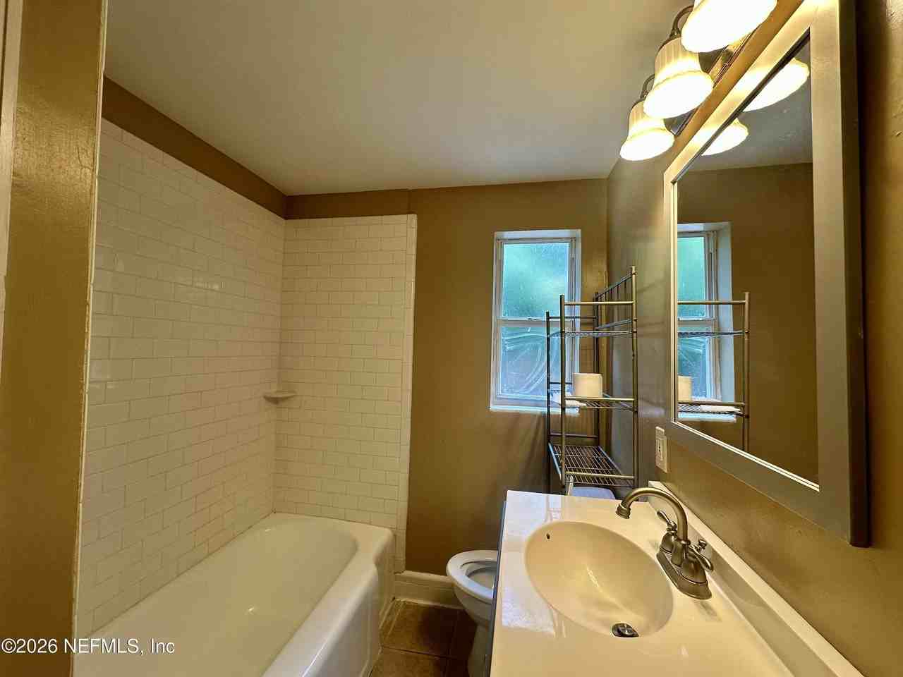 3533 Post St - Photo 7 of 9