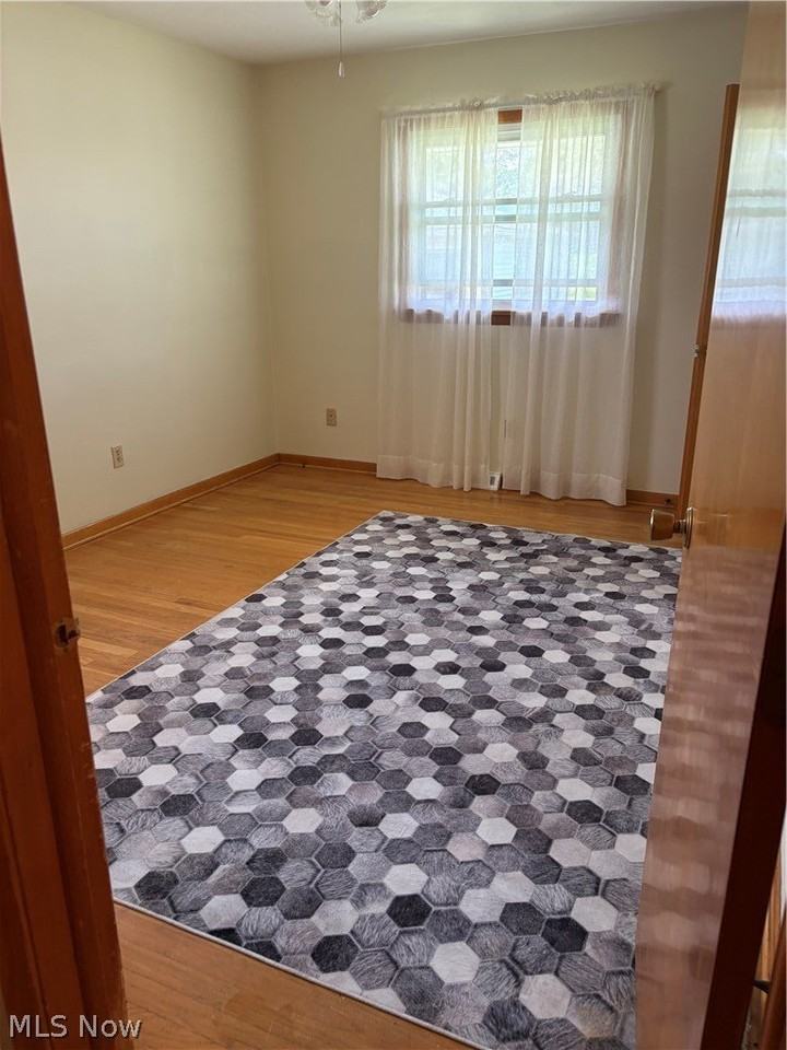 6894 Lalemant Dr - Photo 5 of 7