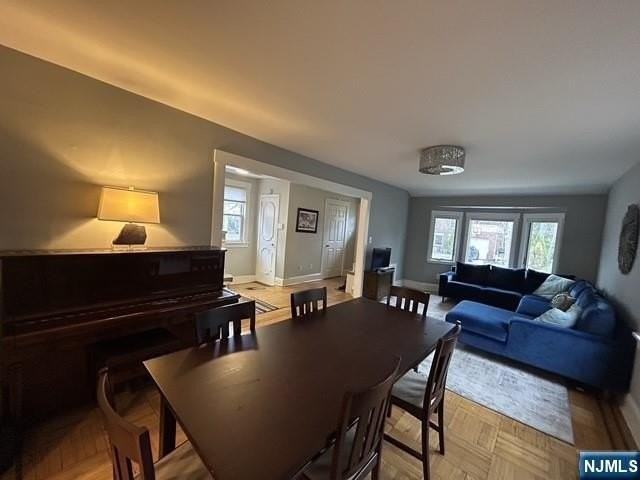 54 Oak St - Photo 5 of 17