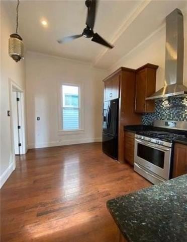 8013 Green St - Photo 4 of 15