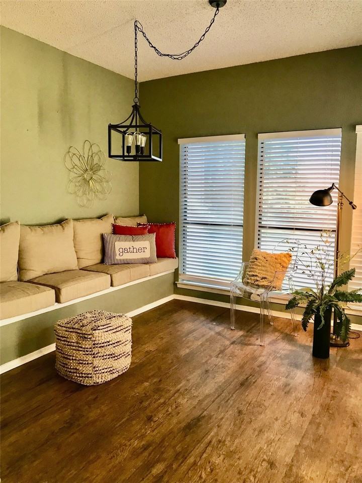 111 Summer Place Cir - Photo 4 of 32