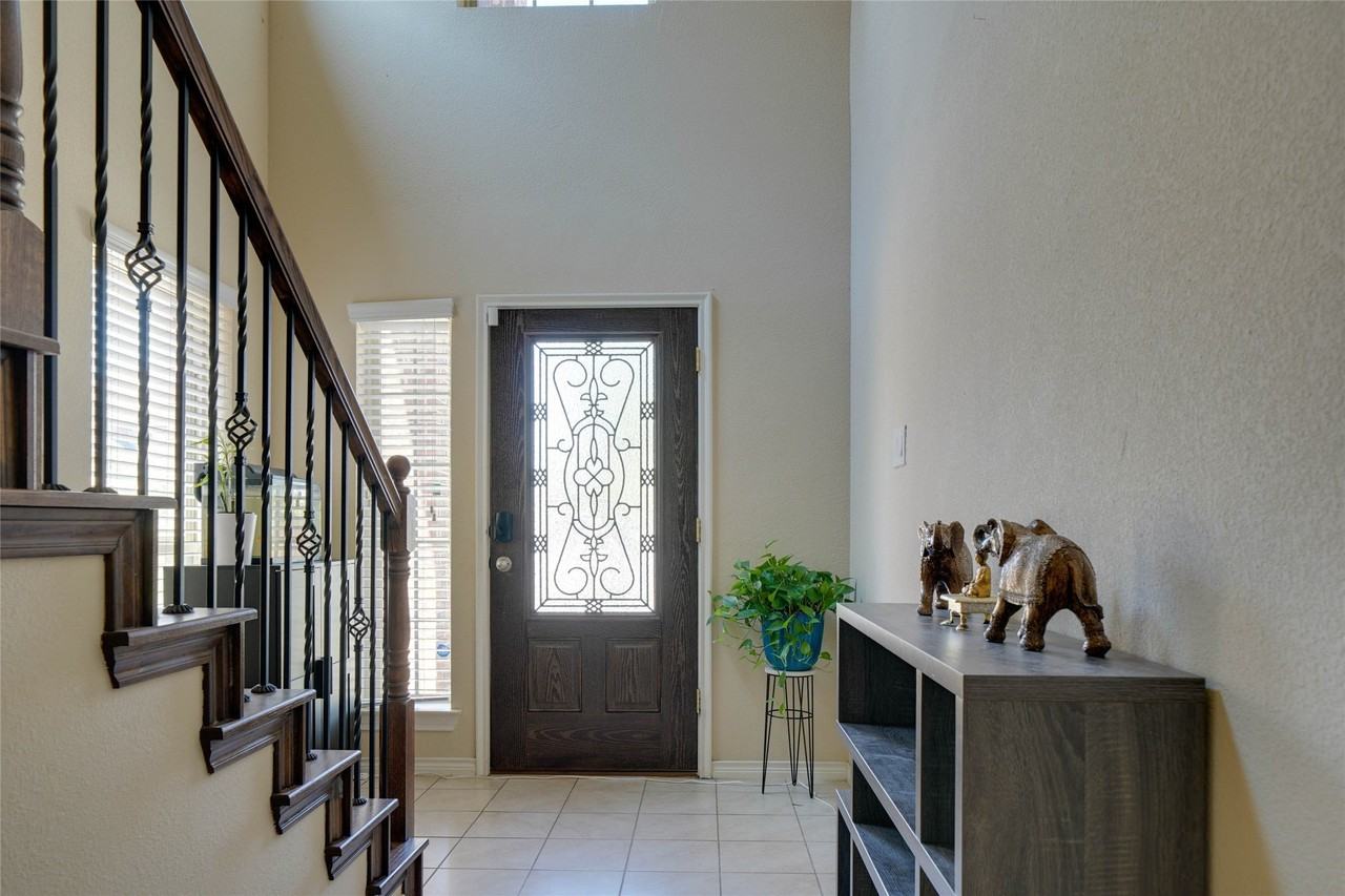 10405 Big Sandy Ct - Photo 4 of 31
