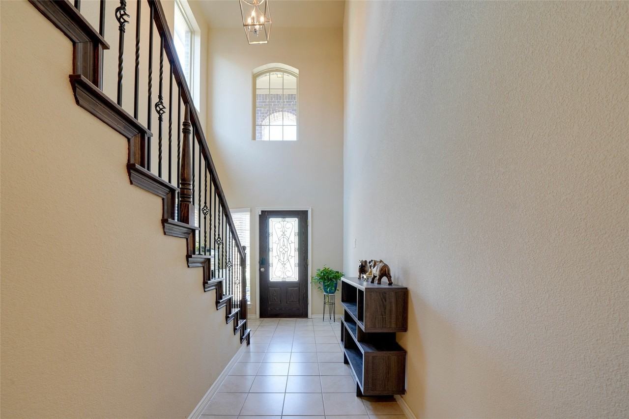 10405 Big Sandy Ct - Photo 6 of 31