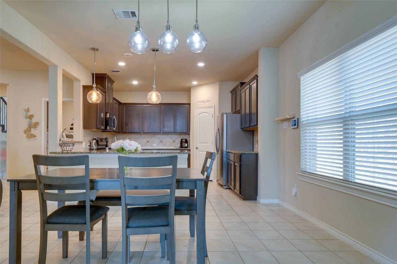 10405 Big Sandy Ct - Photo 7 of 31