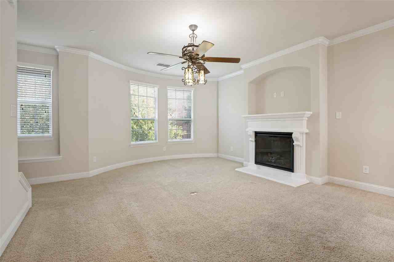2500 Rockbrook Dr #B82 - Photo 4 of 27