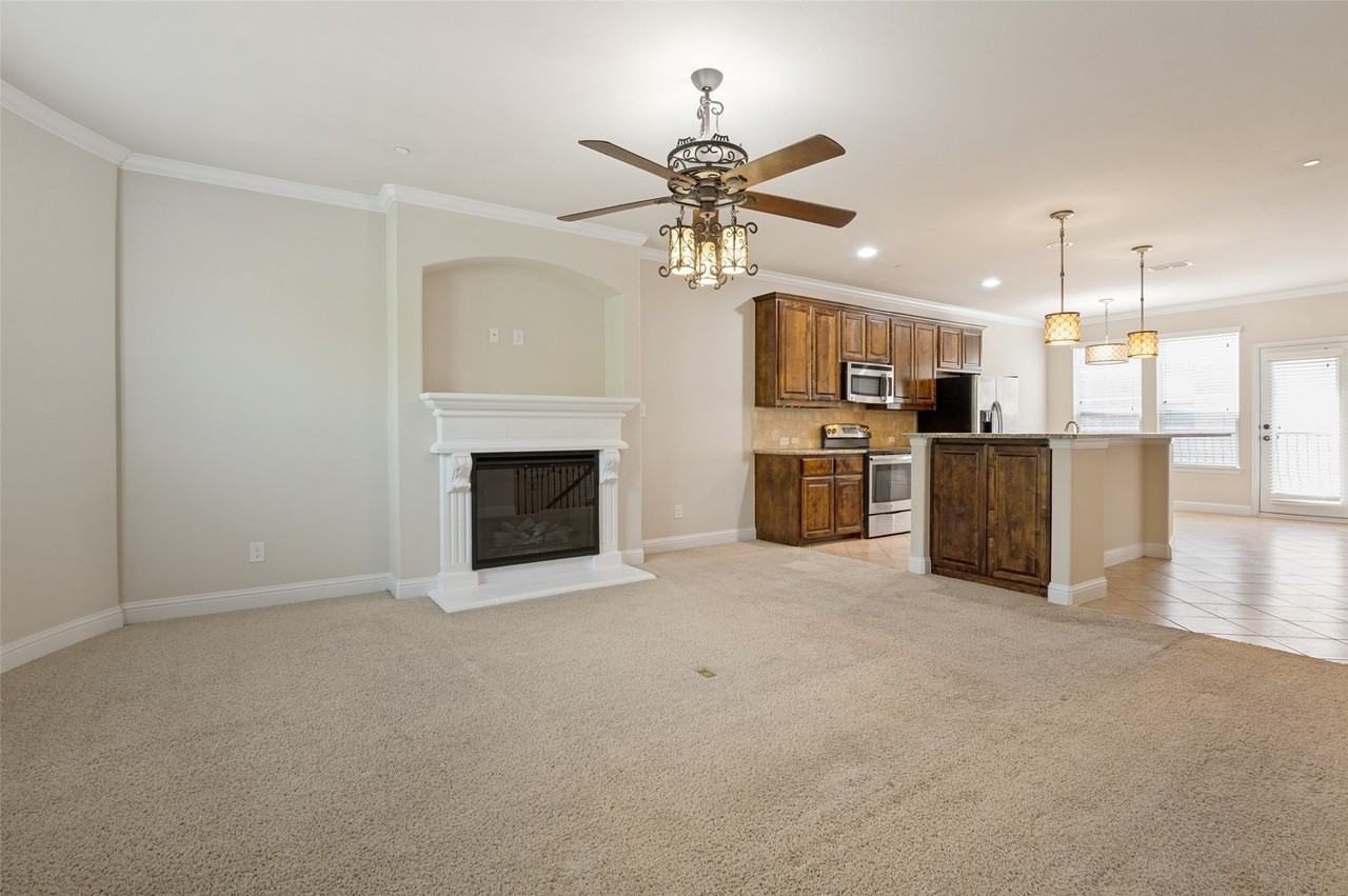 2500 Rockbrook Dr #B82 - Photo 5 of 27