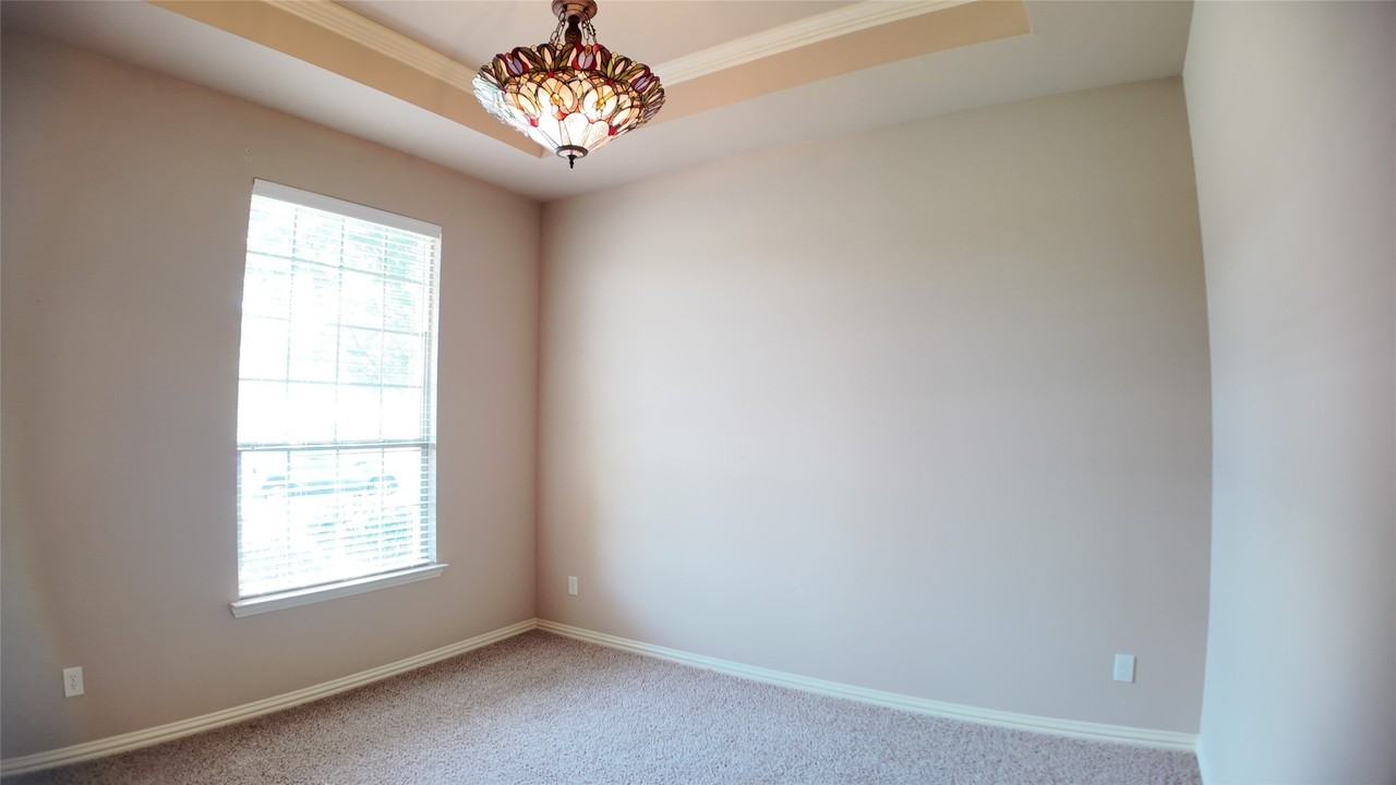 639 Stevenson Dr - Photo 6 of 24