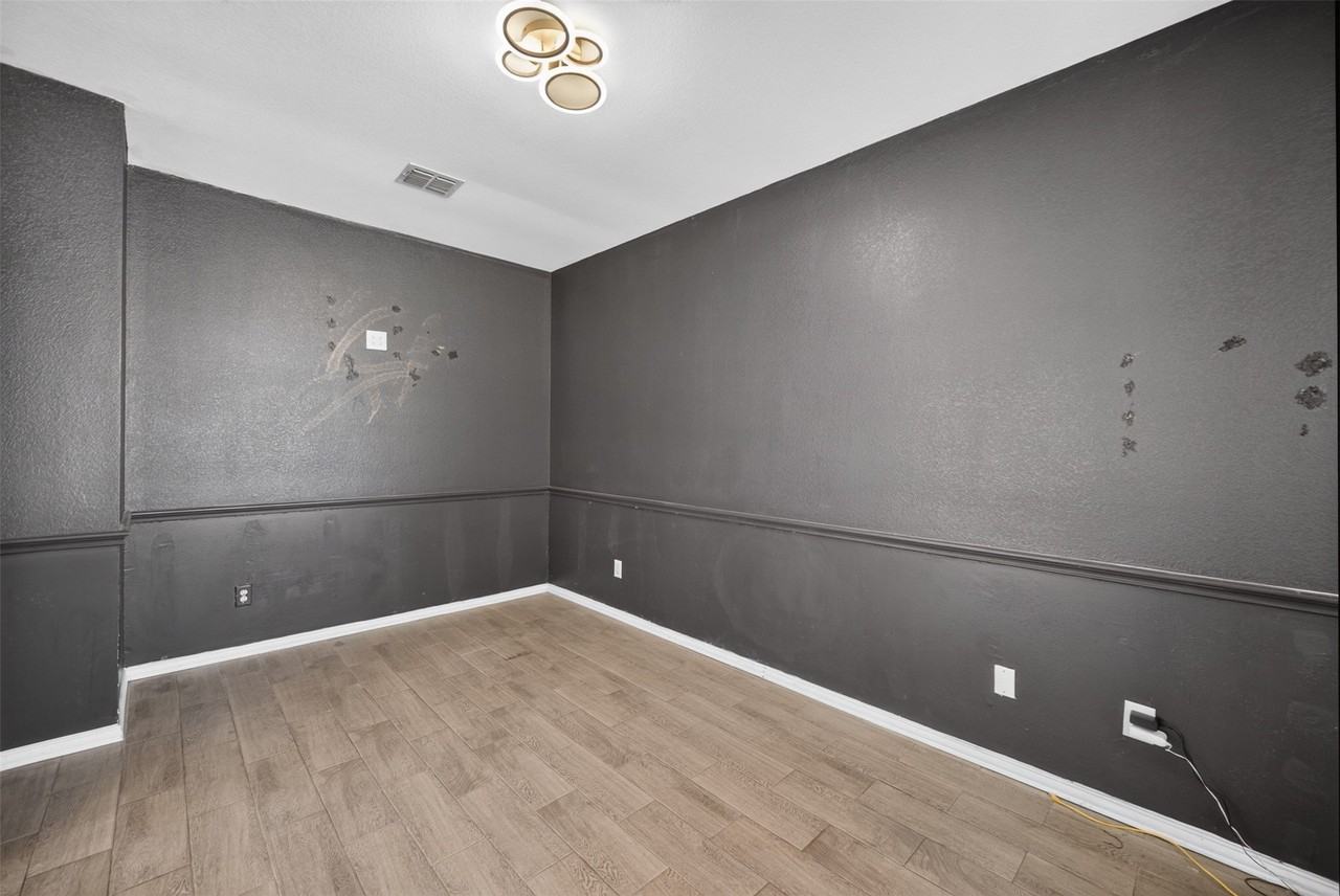308 Keswick Ln - Photo 6 of 35