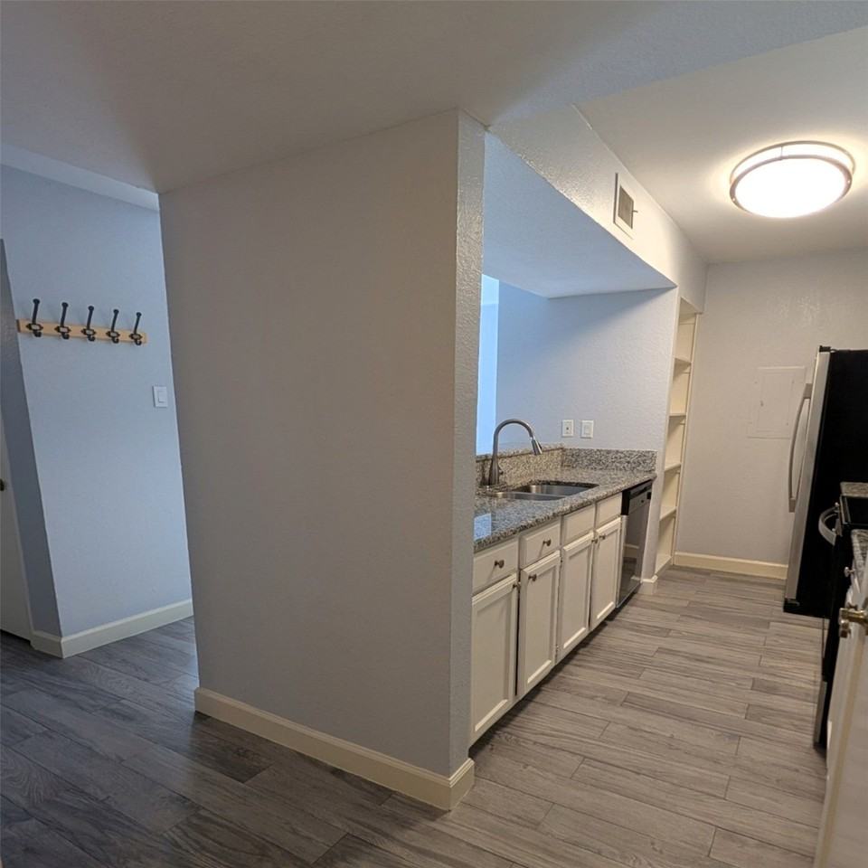 9613 Walnut St #2105 - Photo 2 of 13