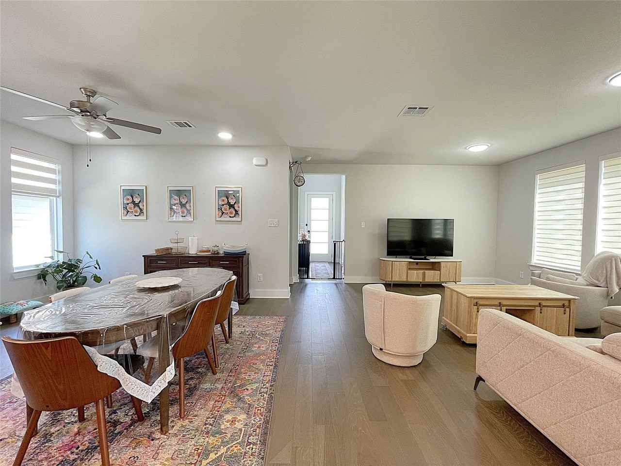 3229 Marilanda Rd - Photo 5 of 28