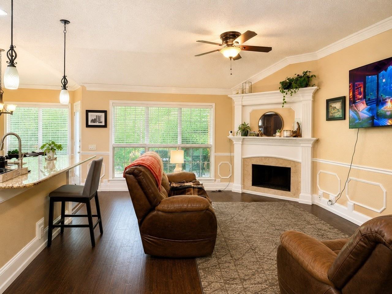 1122 Dove Dr - Photo 2 of 10