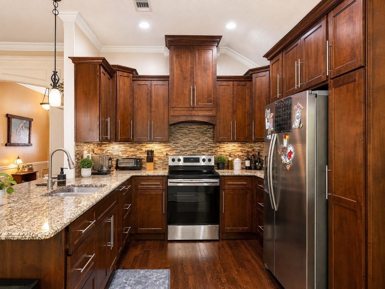 1122 Dove Dr - Photo 4 of 10