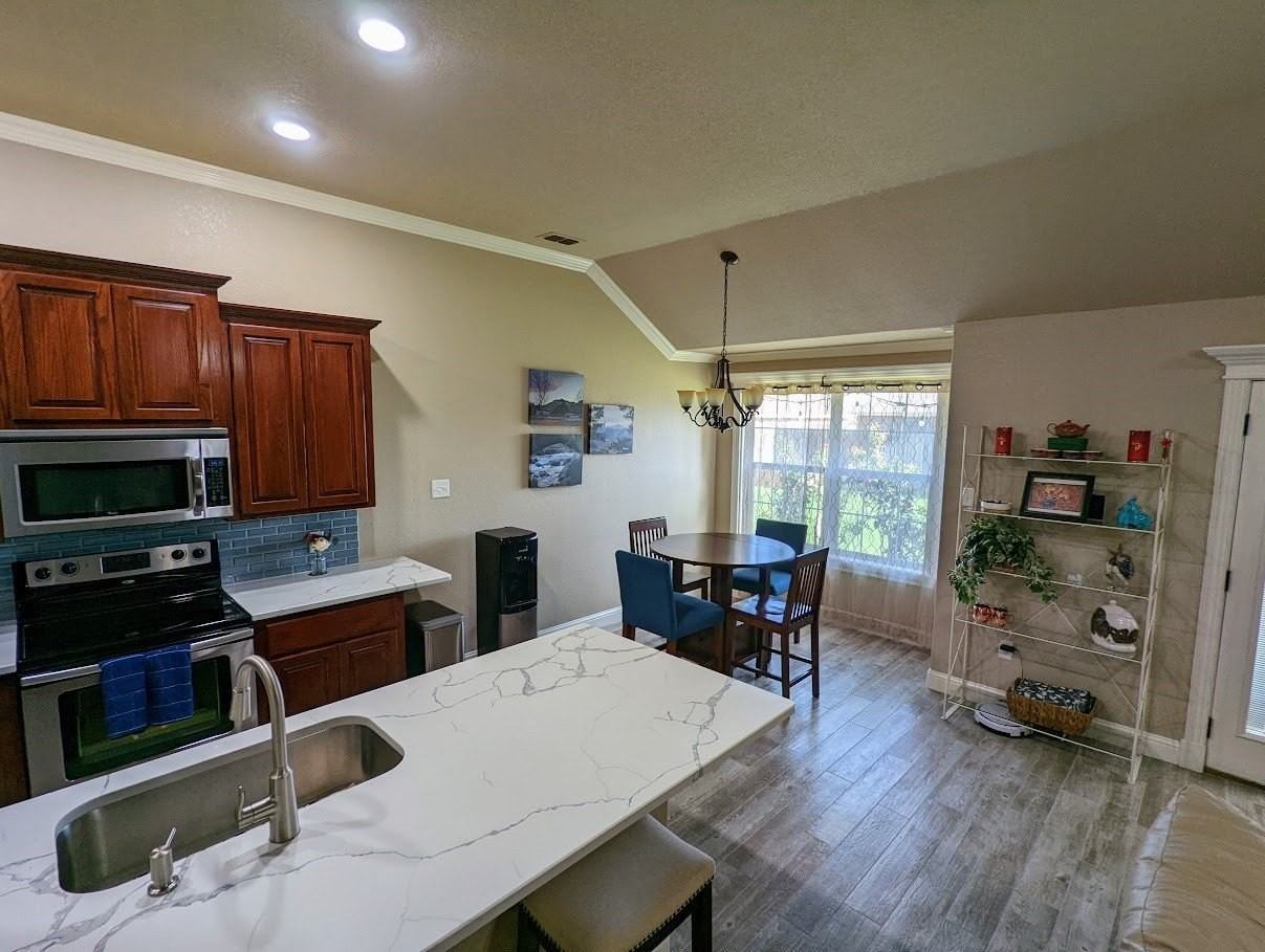 834 Shallow Water Trl - Photo 4 of 15