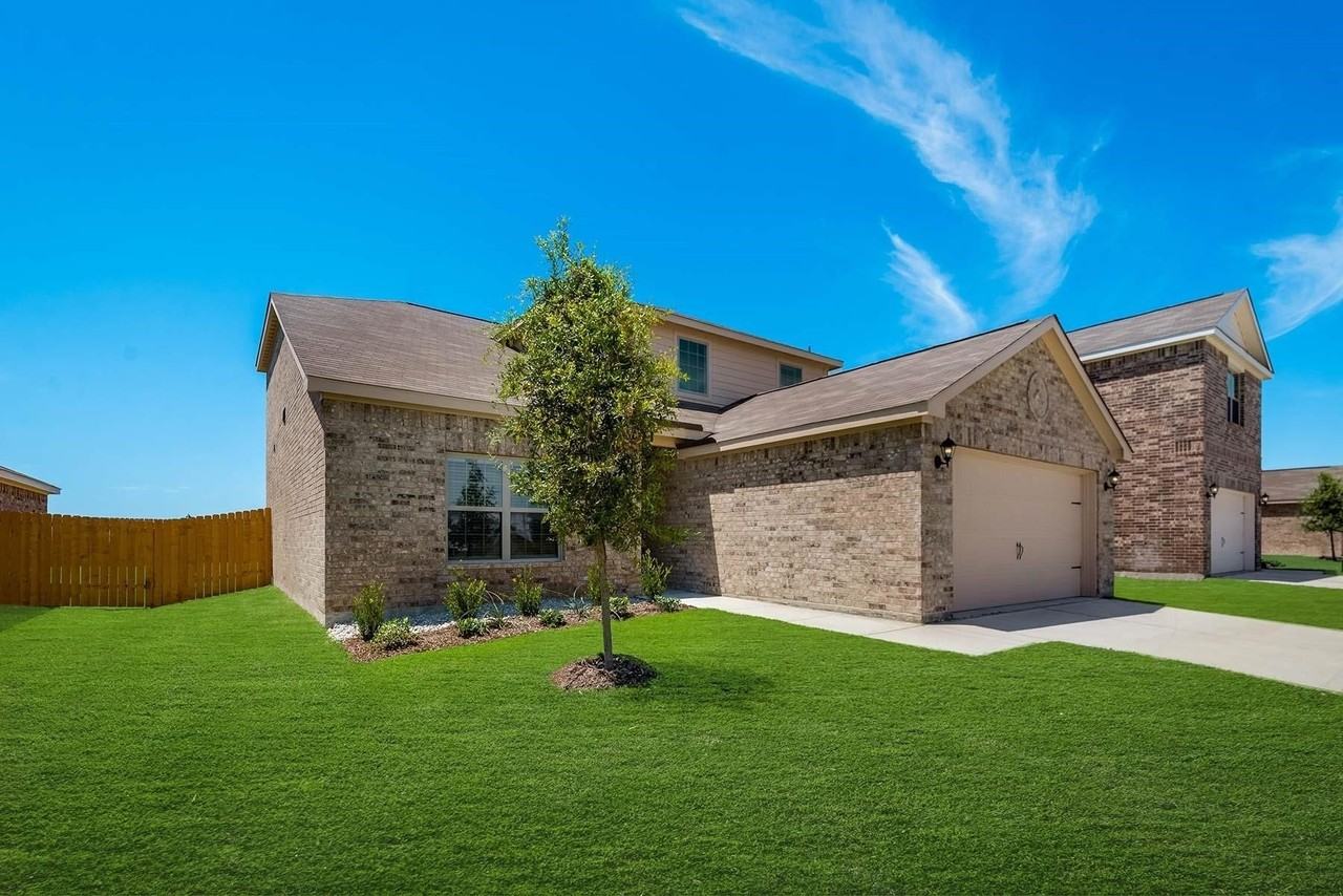 3020 Boran Dr - Photo 2 of 10