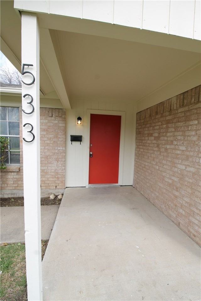 533 Ruidoso Dr - Photo 2 of 17