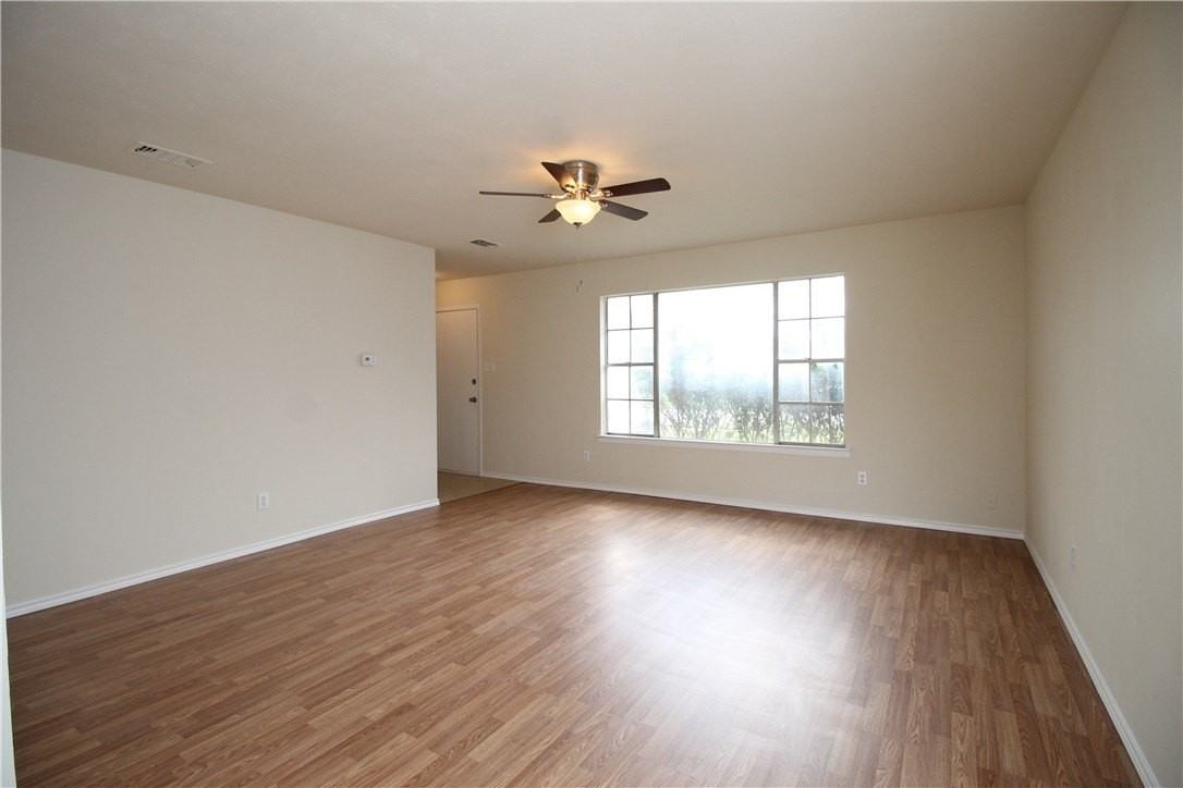 533 Ruidoso Dr - Photo 5 of 17