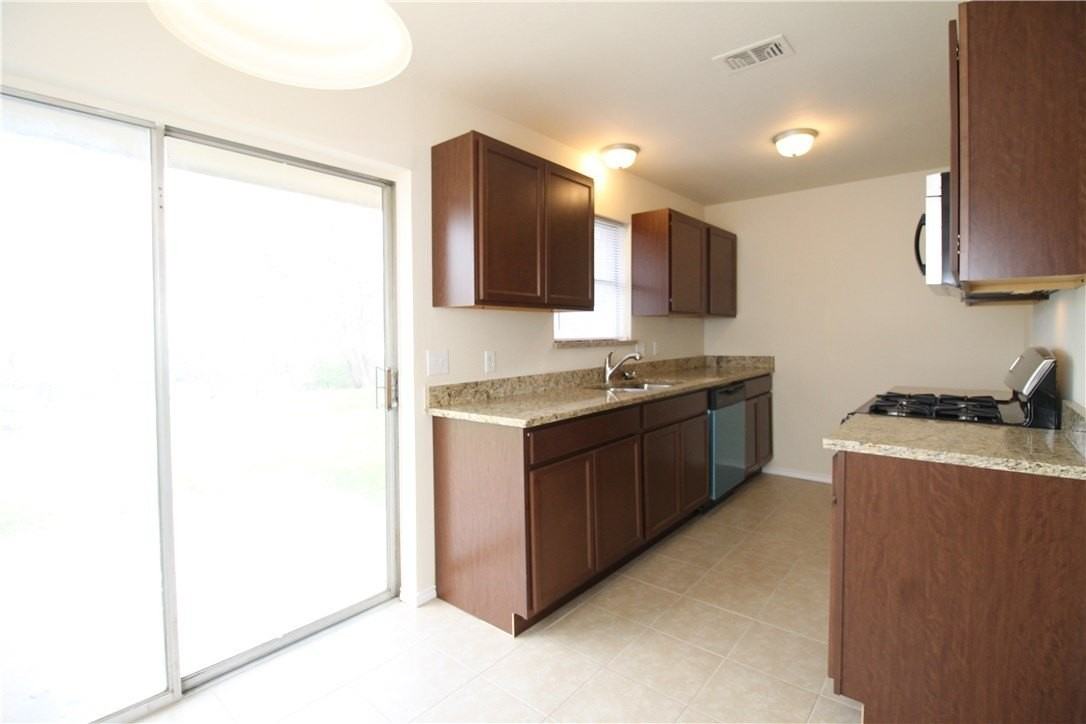 533 Ruidoso Dr - Photo 6 of 17