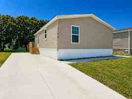 featured image of 3323 Ne 14th St Lot D15 #D15