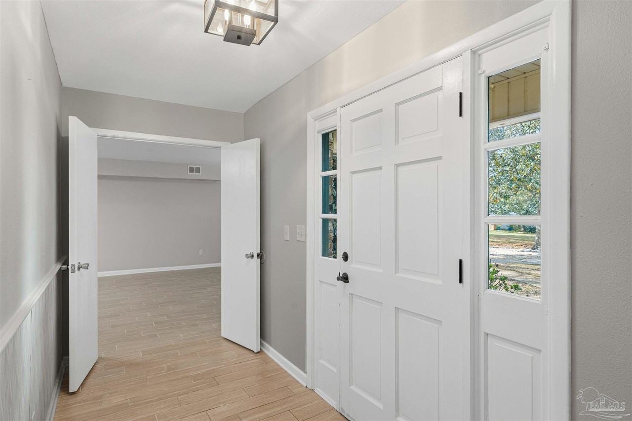 3066 Rosa Del Villa Dr - Photo 4 of 45
