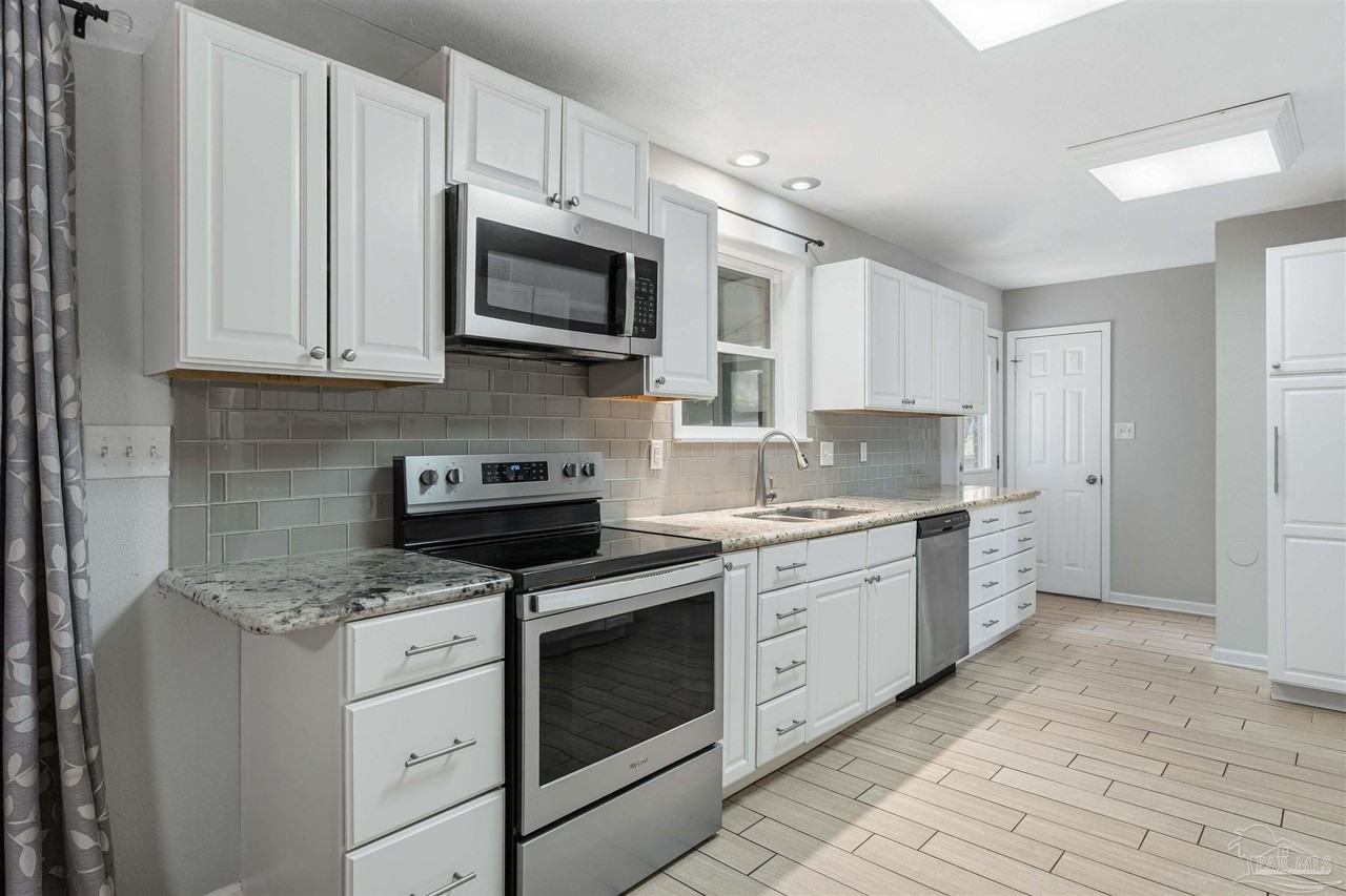 3066 Rosa Del Villa Dr - Photo 6 of 45