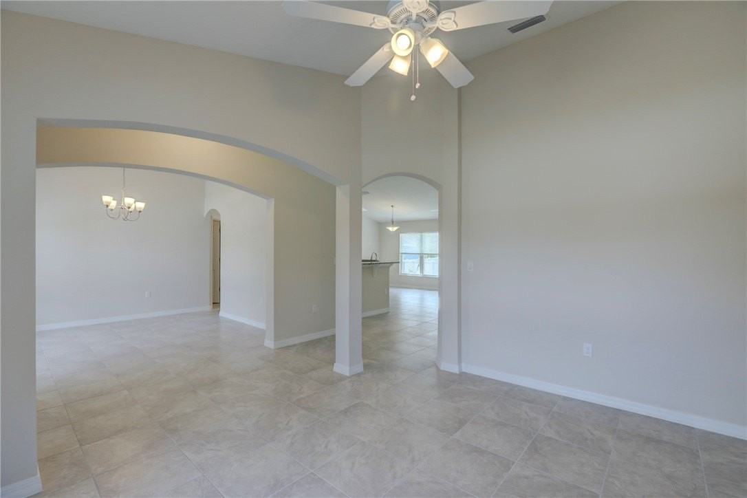 426 Lanfair Ave - Photo 7 of 36