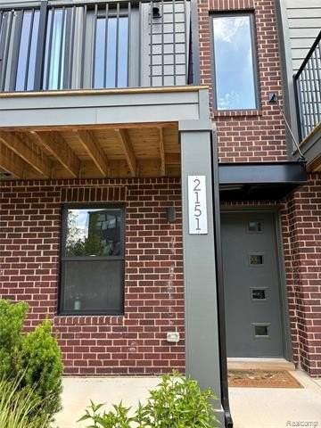 2151 Park Dr - Photo 2 of 35