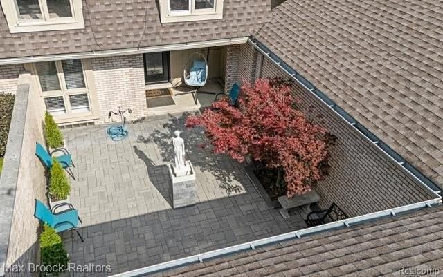 1125 Meadowglen Ct - Photo 6 of 37