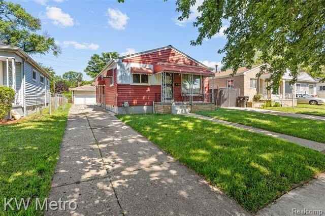 1686 S Bassett St - Photo 3 of 9