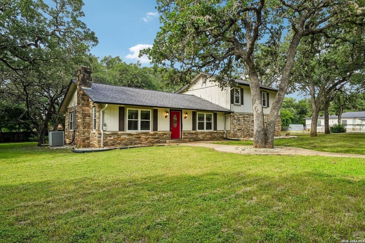 26410 Teepee Ln - Photo 2 of 33