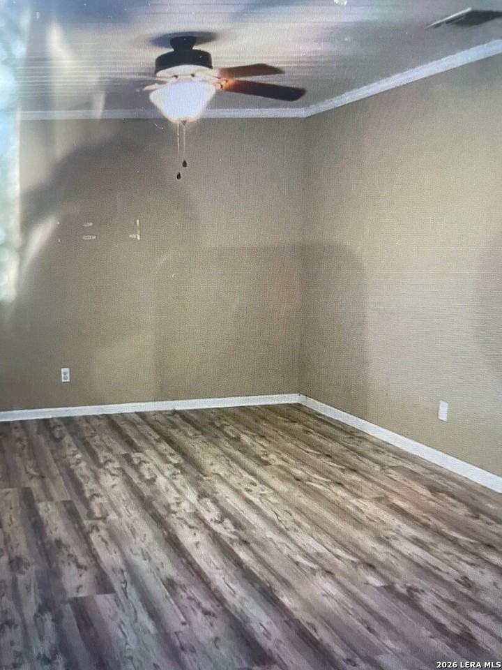1089 High Point Ln - Photo 4 of 5