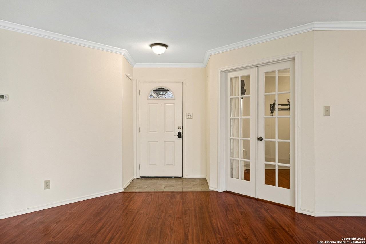 2913 Candleberry Dr - Photo 5 of 32