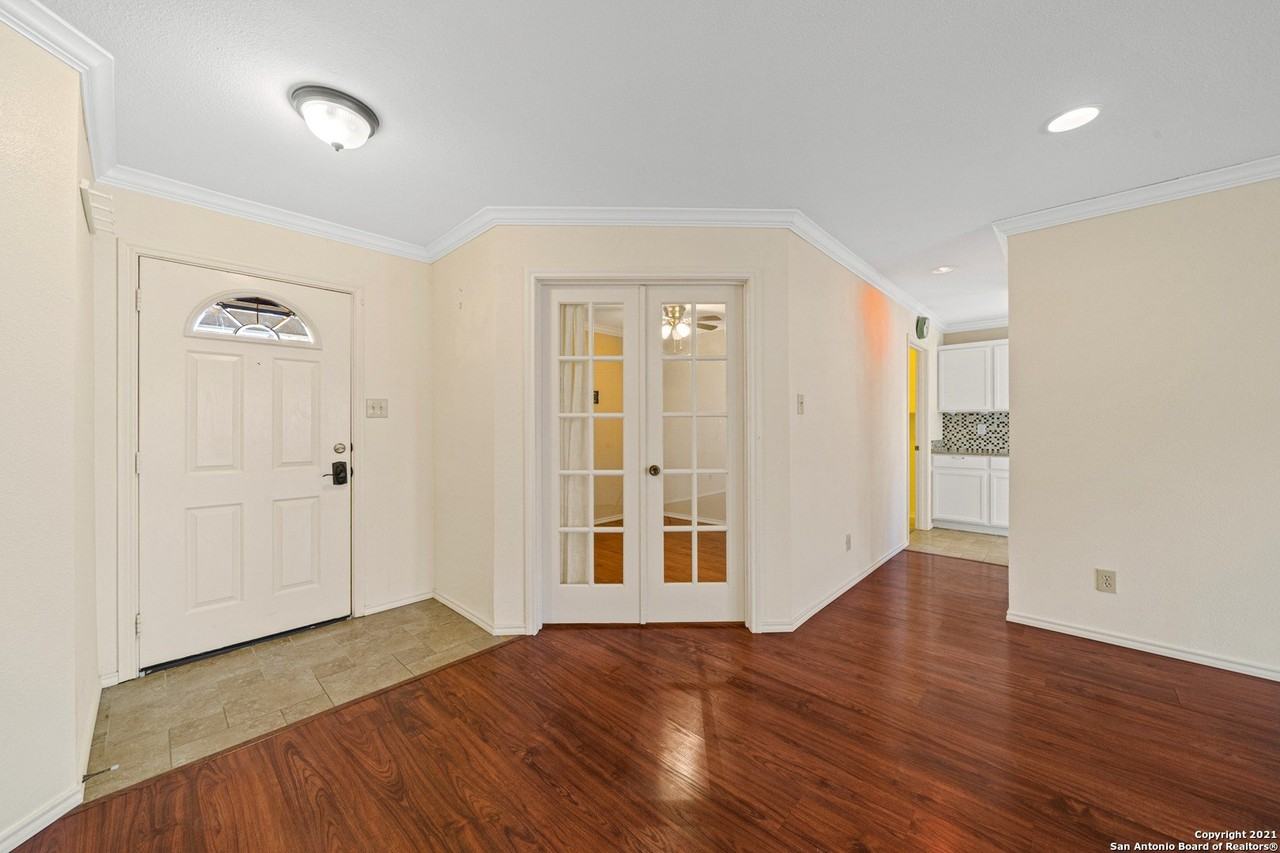 2913 Candleberry Dr - Photo 6 of 32